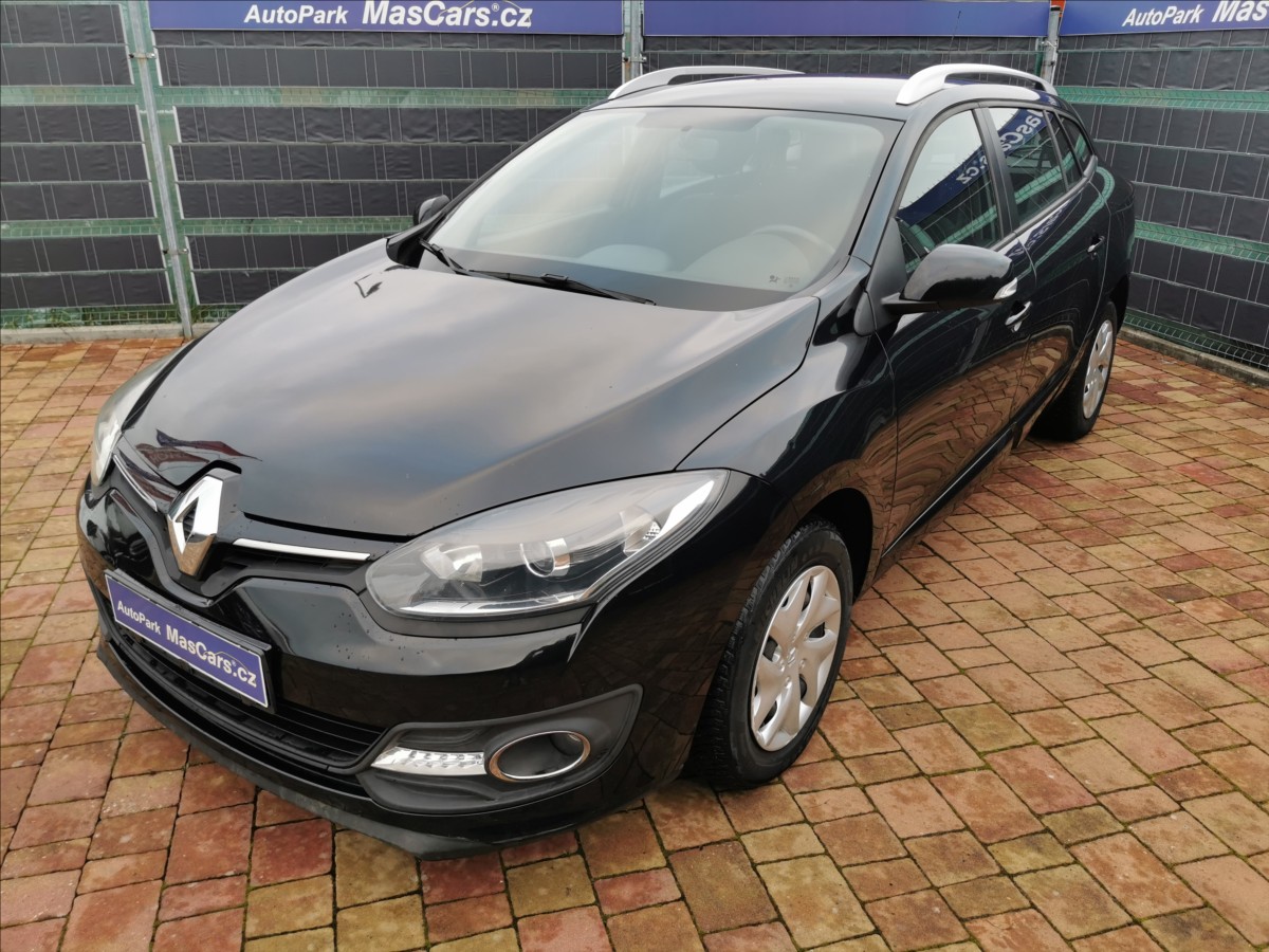 renault-megane-1-5-dci-grandtour - 3