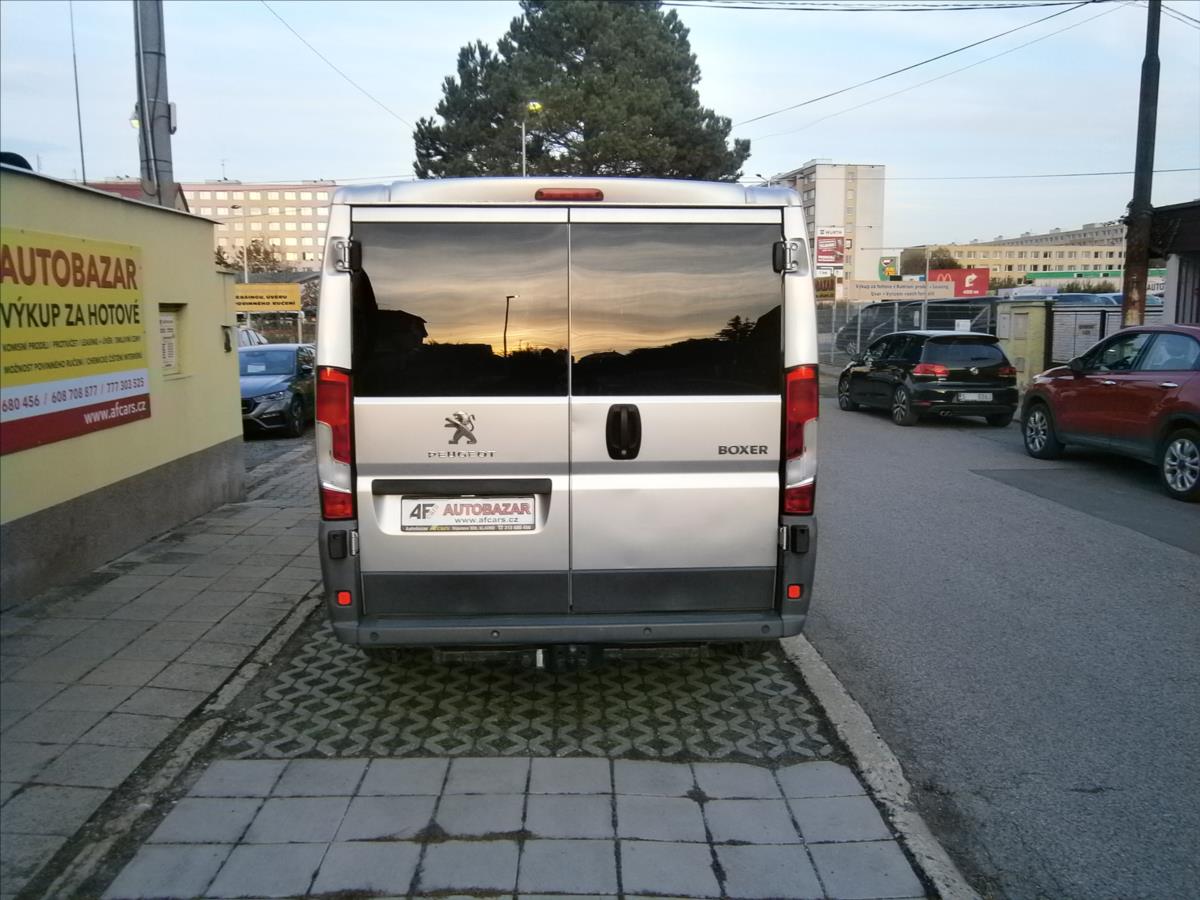 peugeot-boxer-2-2-hdi-96-kw-luxus-bus-navi - 4
