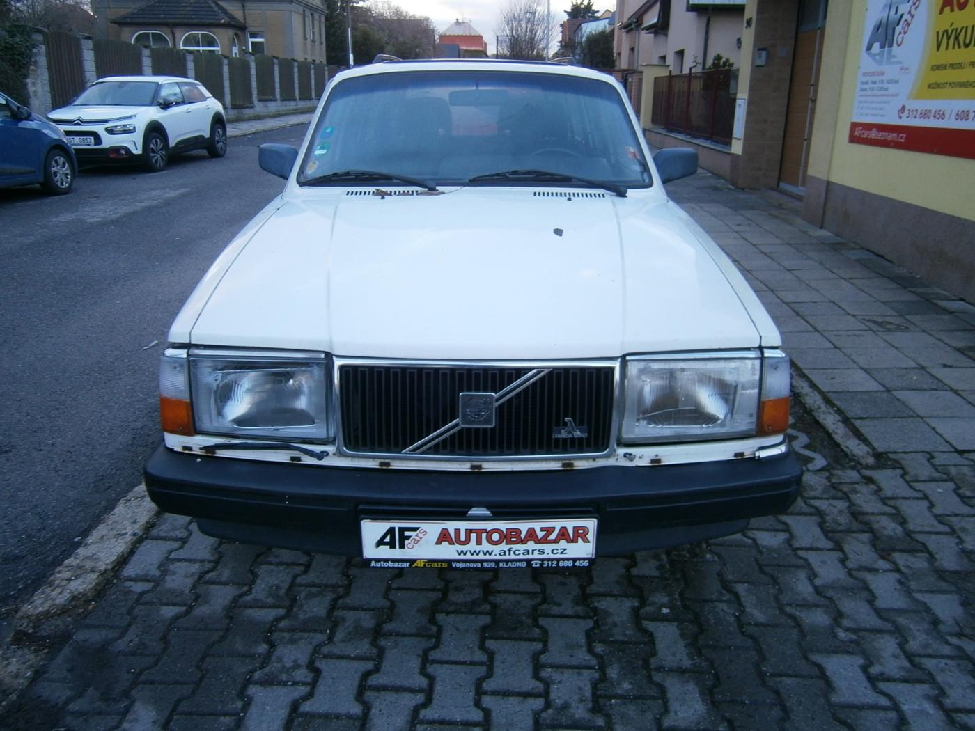 volvo-240-2-3-85kw-na-renovaci - 1