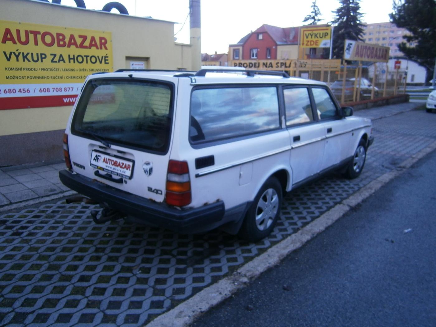 volvo-240-2-3-85kw-na-renovaci - 4