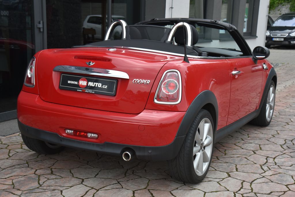 mini-cooper-1-6i-90kw-cabrio - 5