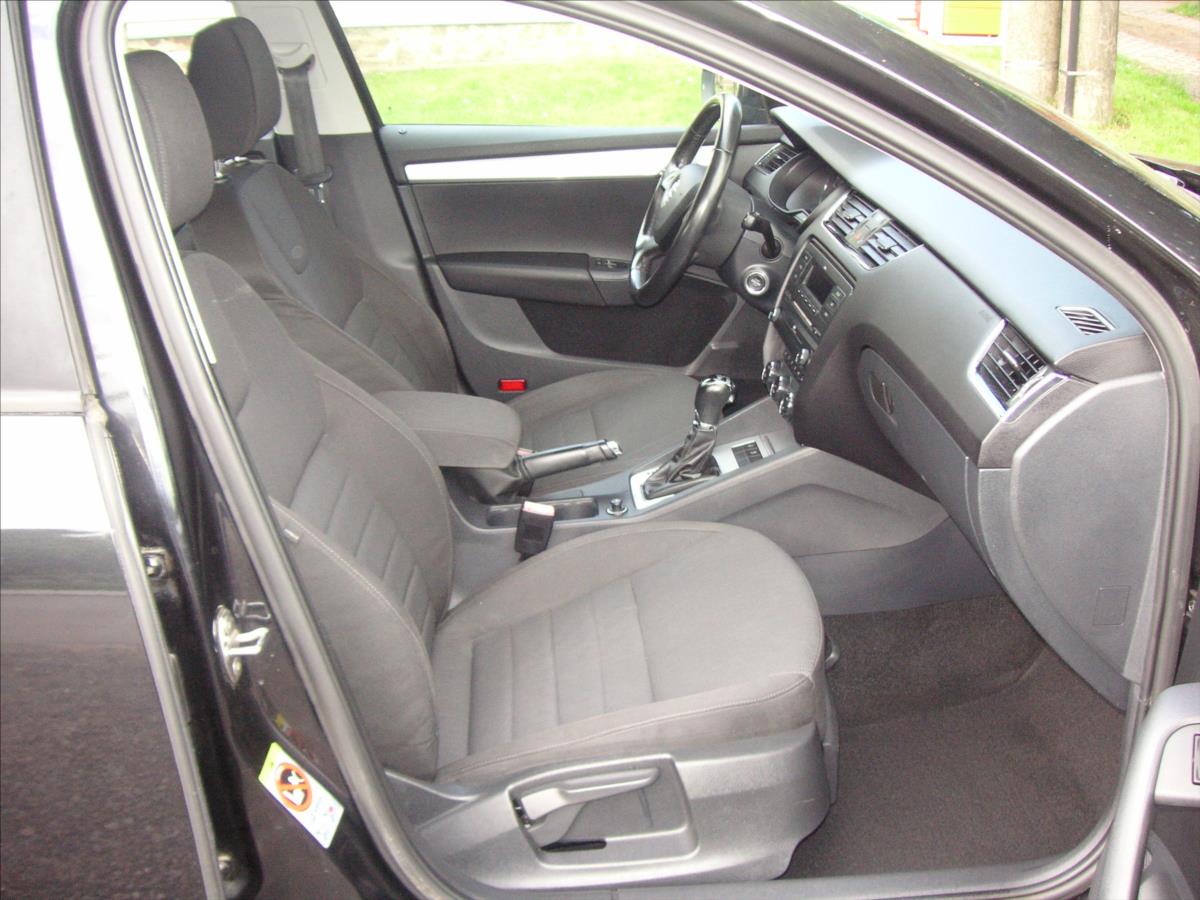 skoda-octavia-2-0-iii-tdi-serviska - 7