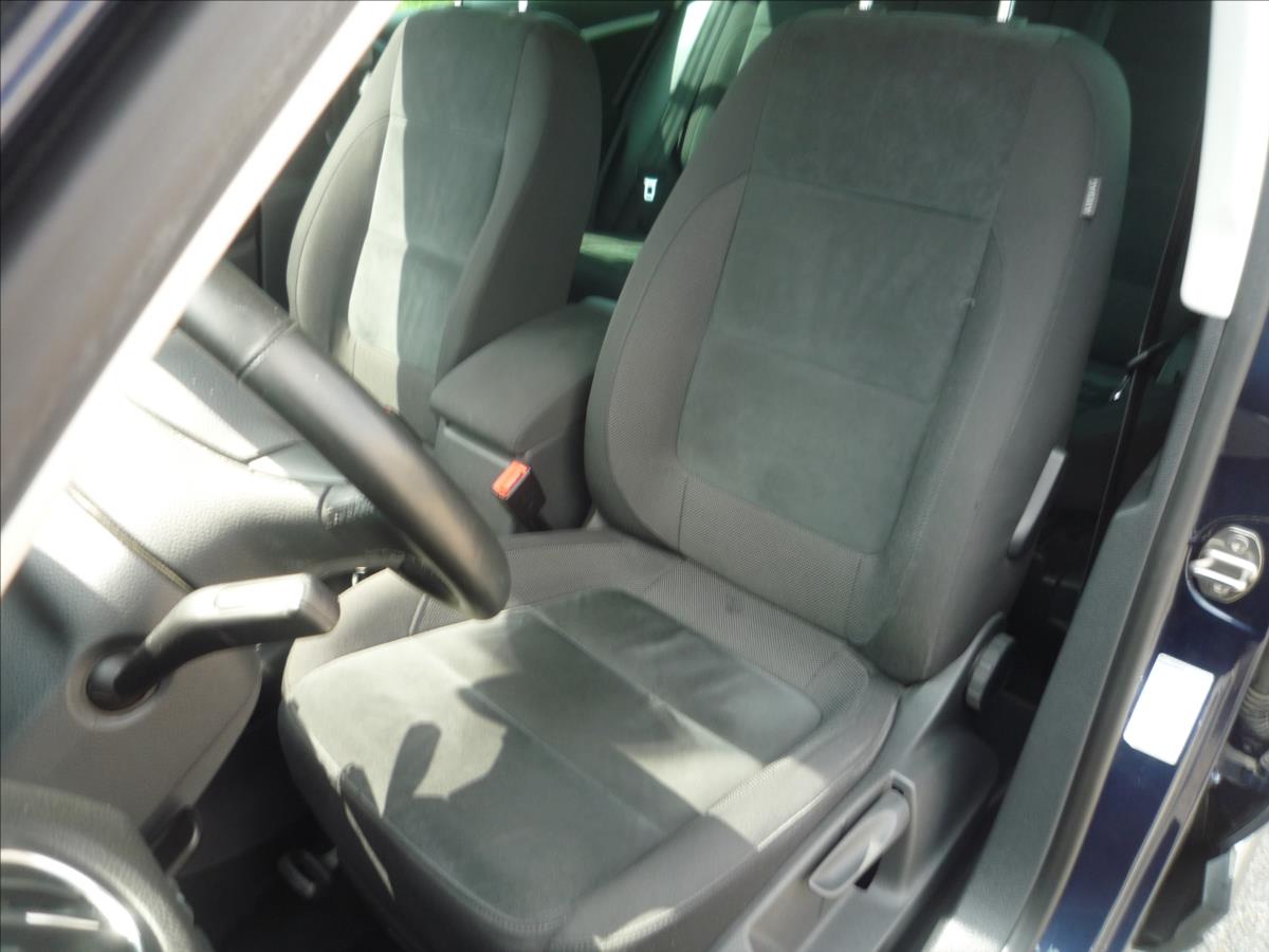 volkswagen-tiguan-1-4-tsi-90kw-1-maj-alu-servis - 7