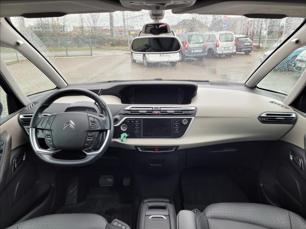 citroen-c4-spacetourer-2-0-top-plna-vybava-1-majitel-cr-osobni - 4
