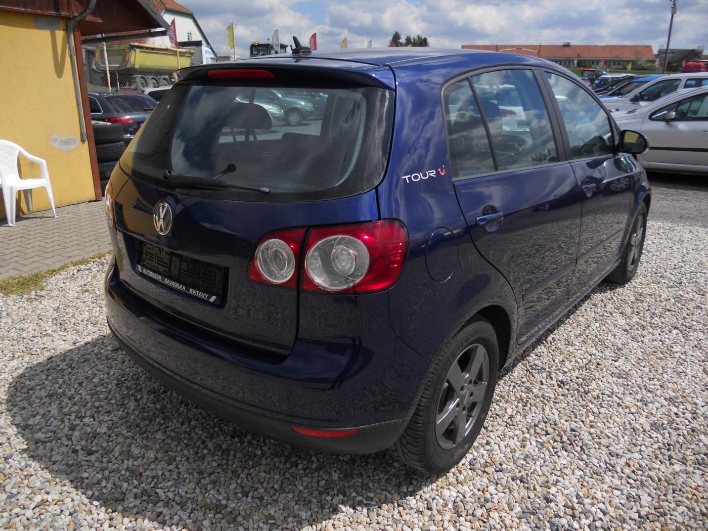volkswagen-golf-plus-1-9-tdi-77kw-tour - 5