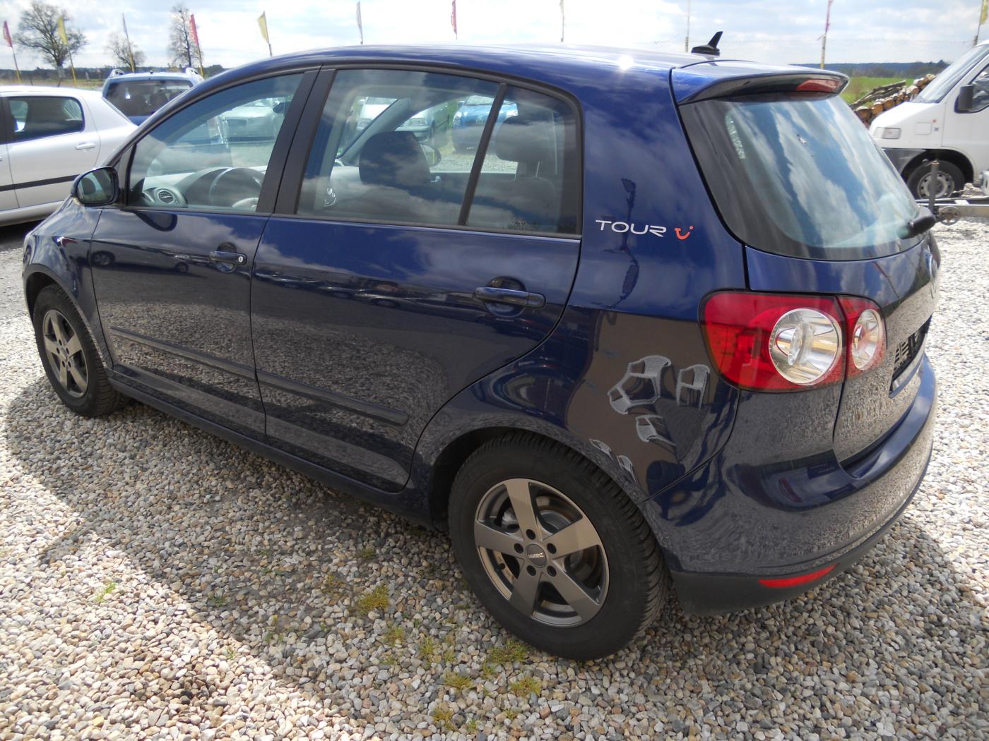 volkswagen-golf-plus-1-9-tdi-77kw-tour - 7