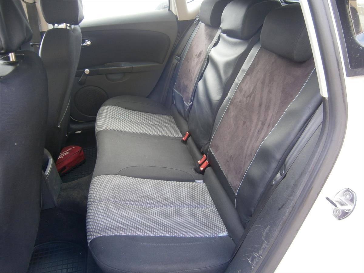 seat-leon-1-4-i-16v-reference - 7