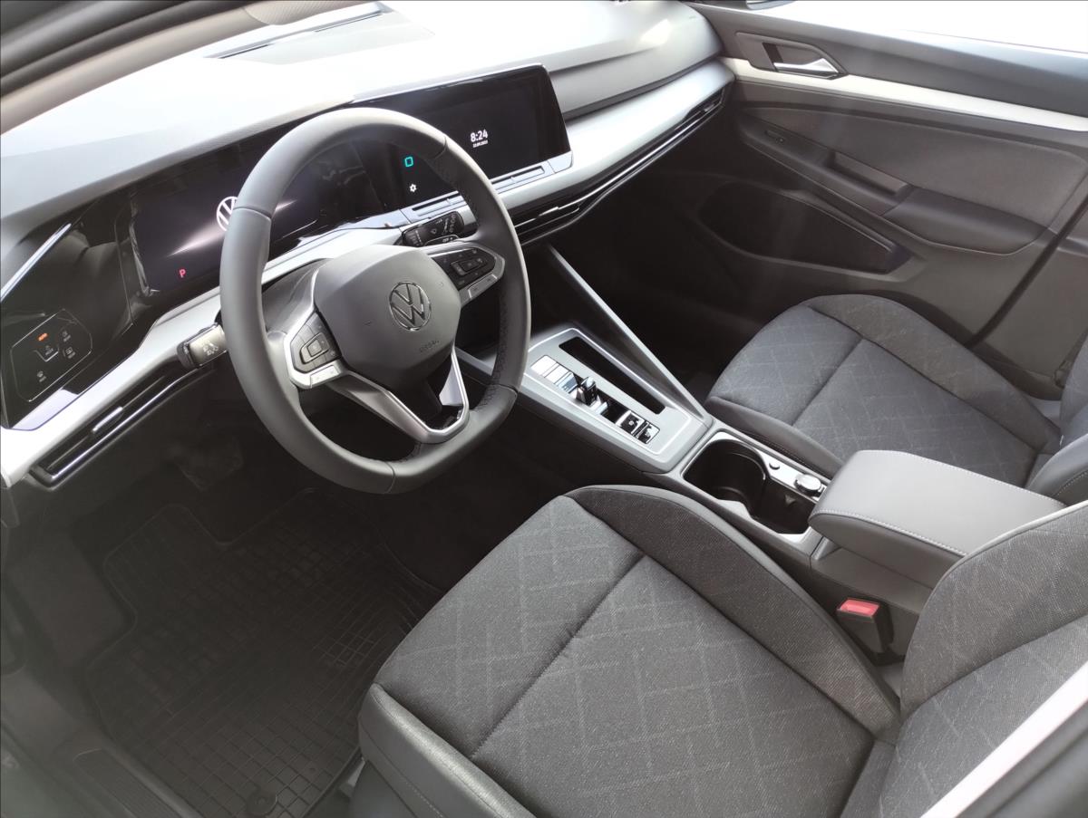 volkswagen-golf-variant-1-5-etsi-7dsg-mhev-life - 9