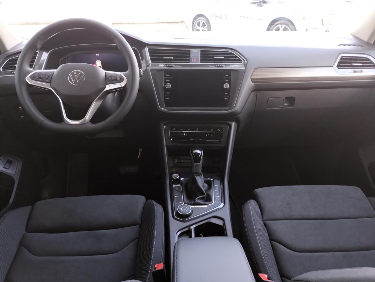 volkswagen-tiguan-allspace-2-0-tdi-110kw-4m-7dsg-life - 6