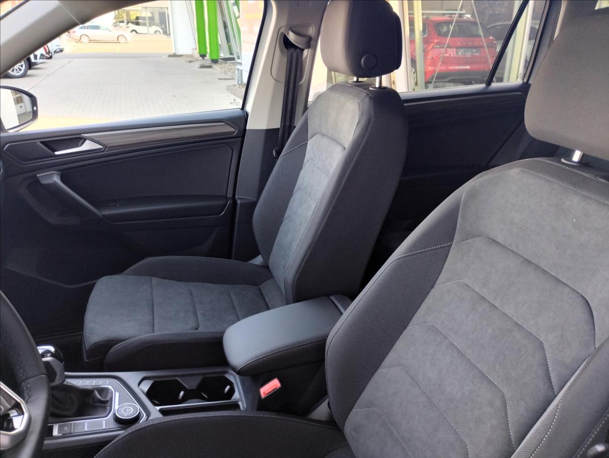 volkswagen-tiguan-allspace-2-0-tdi-110kw-4m-7dsg-life - 8
