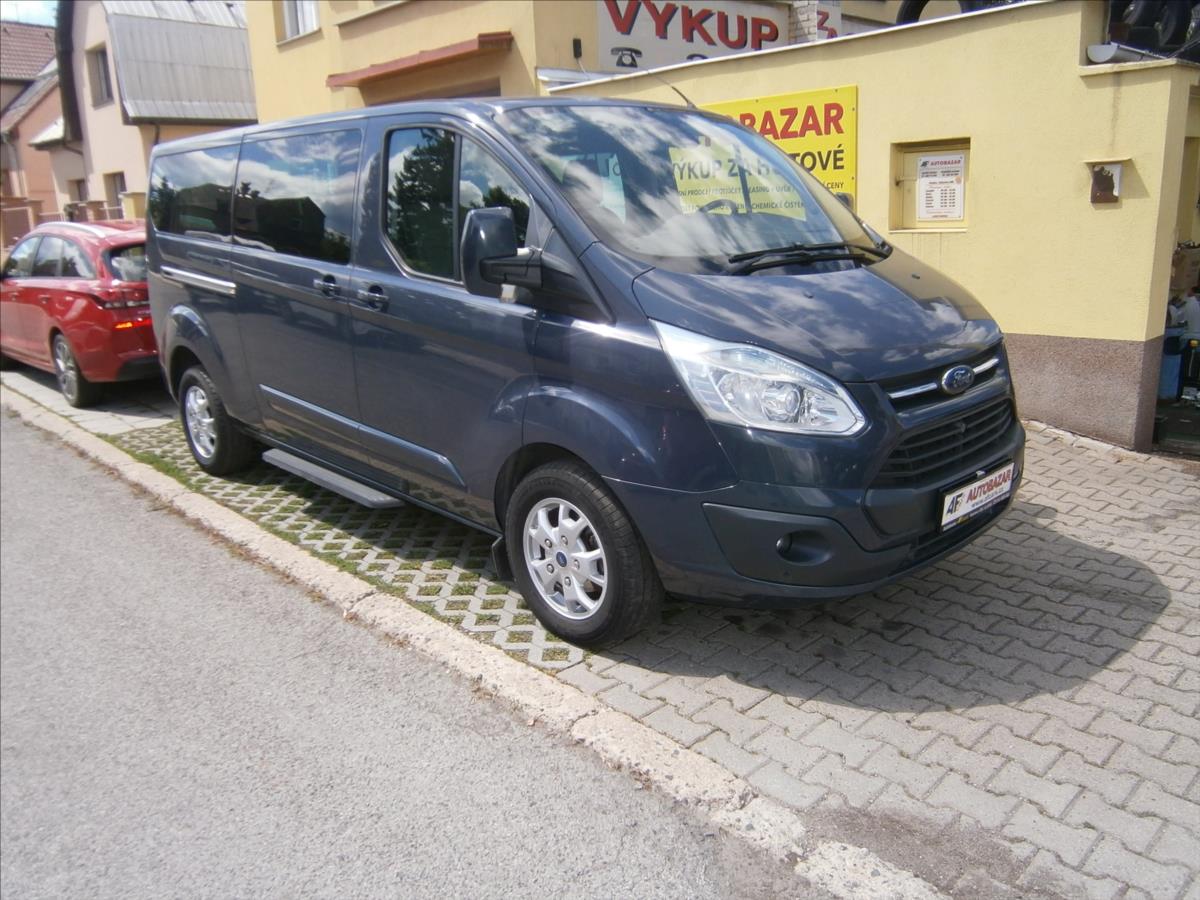 Ford Tourneo Custom 2,2 TDCI 92kW TITANIUM