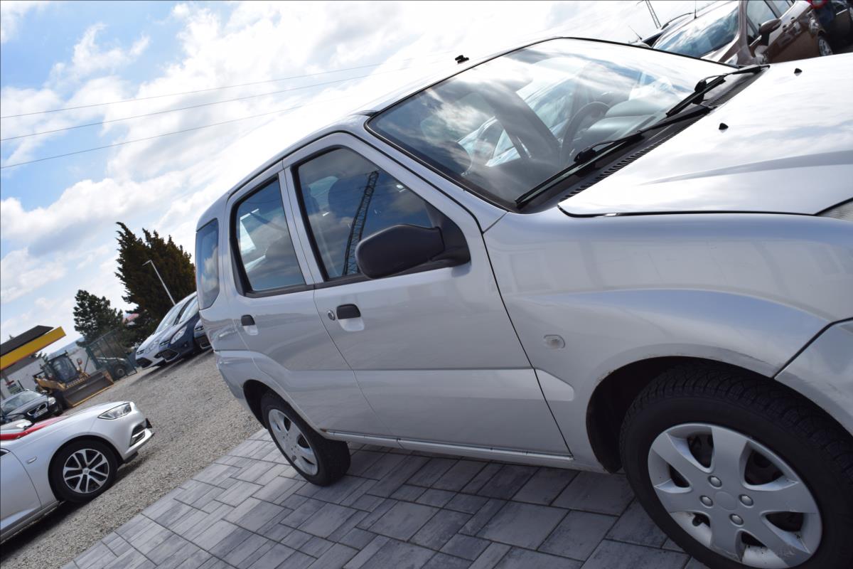 subaru-justy-1-3-g3x-4x4-klima-nova-spojka - 7