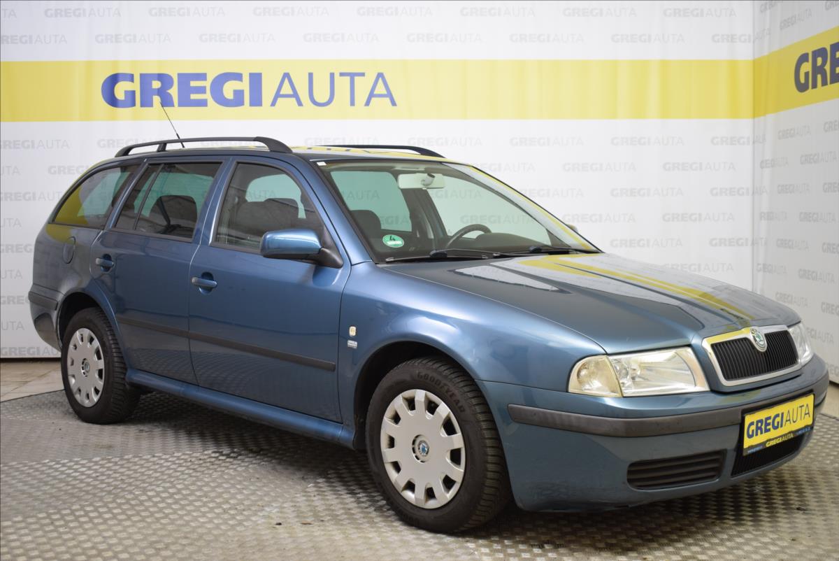 skoda-octavia-1-6-mpi-po-servisu-family-edition - 1