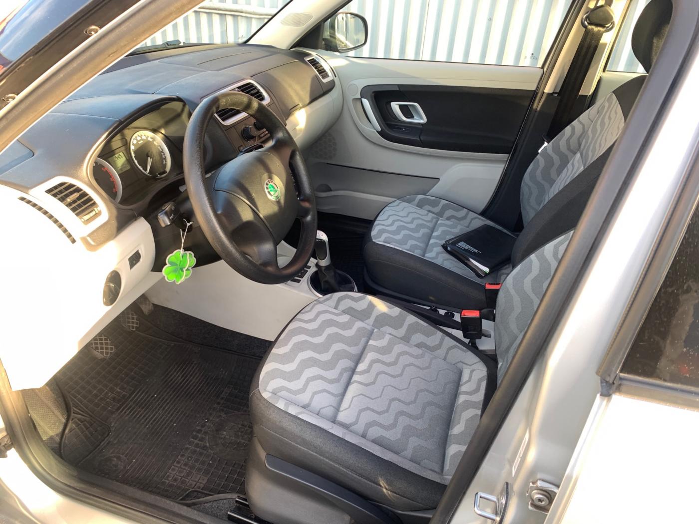 skoda-fabia-1-2-12v-htp-44kw-ambiente - 9