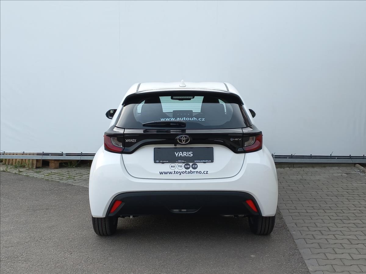 toyota-yaris-1-5-hybrid-e-cvt-116k-comfort - 5