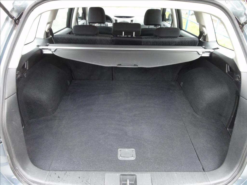 subaru-legacy-2-0-top-stav-serviska-4x4 - 5