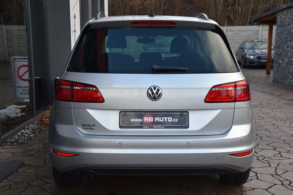 volkswagen-golf-sportsvan-1-6-tdi-81kw-lounge - 6