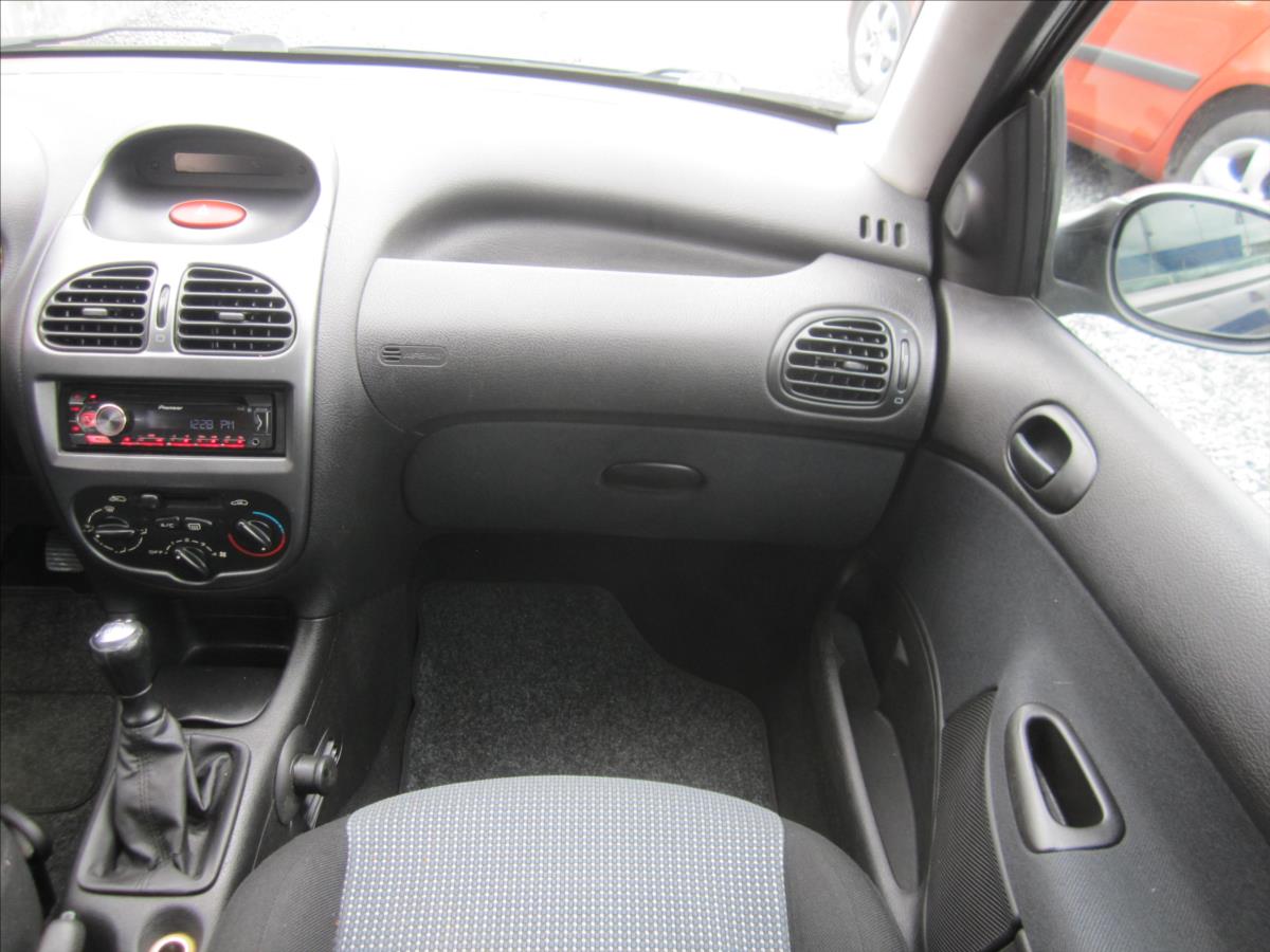 peugeot-206-1-4hdi-klima - 9