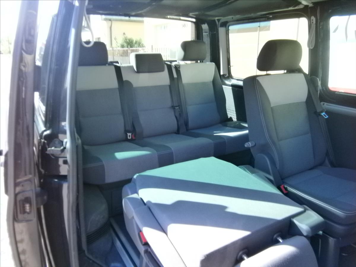 volkswagen-multivan-1-9-t5-tdi-7-mist-klima - 9