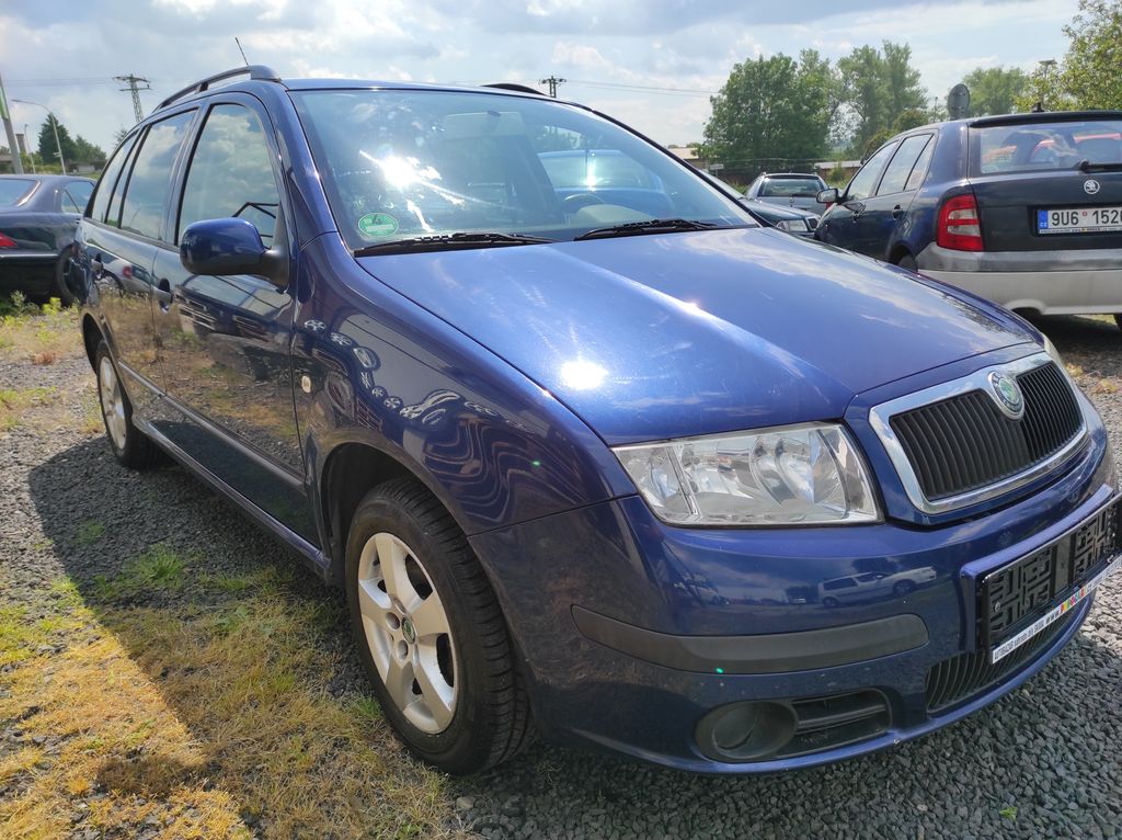 skoda-fabia-1-4-tdi-ambiente-sport-combi - 6