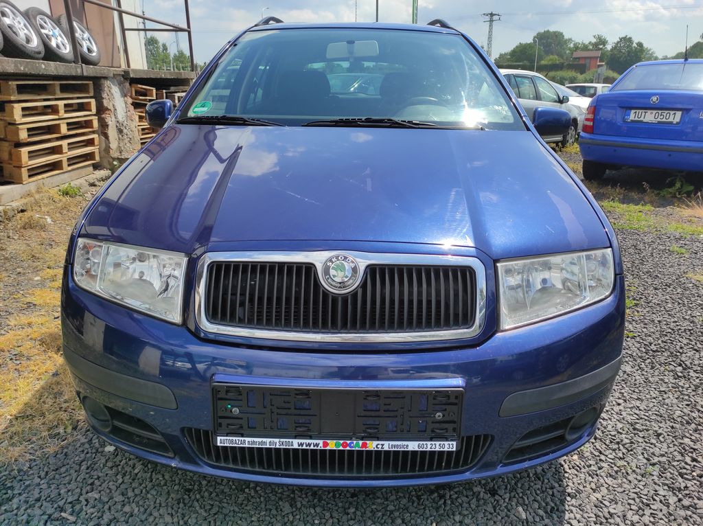 skoda-fabia-1-4-tdi-ambiente-sport-combi - 7