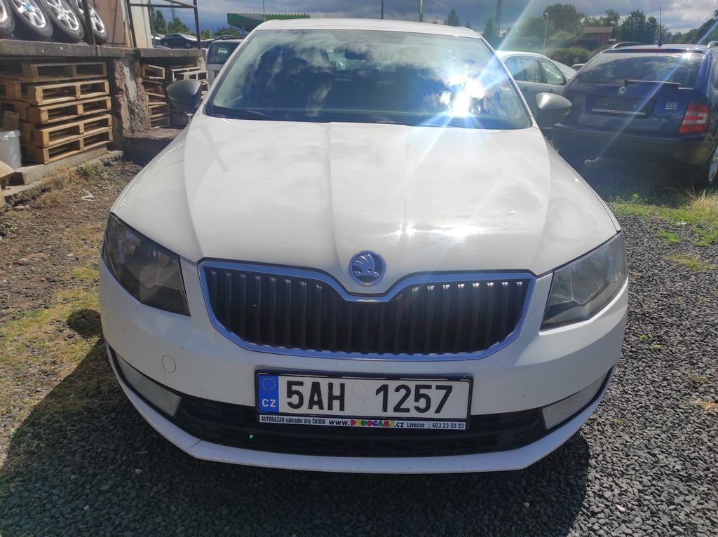 skoda-octavia-1-6-tdi-66kw-active - 7