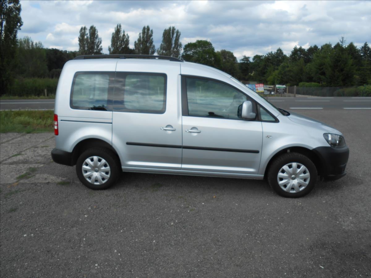 volkswagen-caddy-2-0-tdi-4x4-serviska-klima - 3