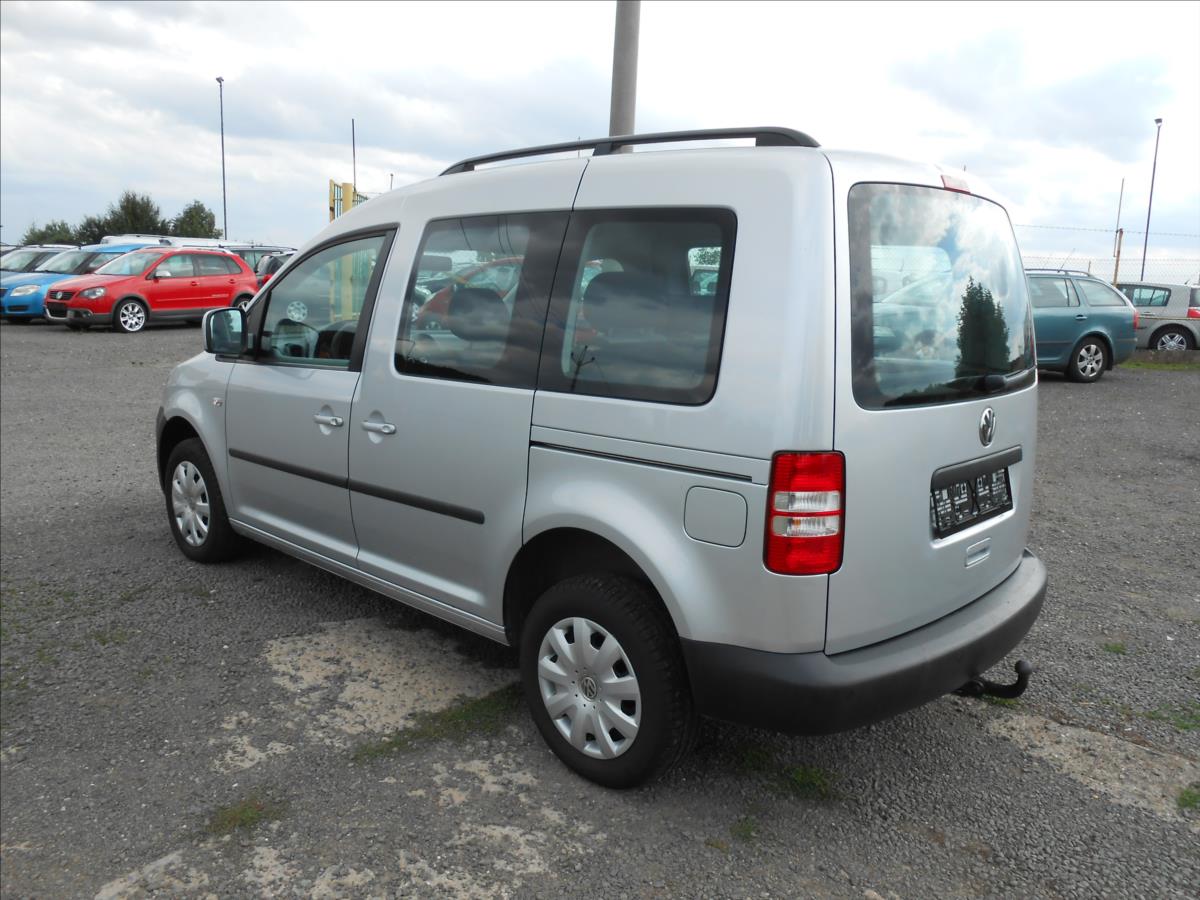 volkswagen-caddy-2-0-tdi-4x4-serviska-klima - 6