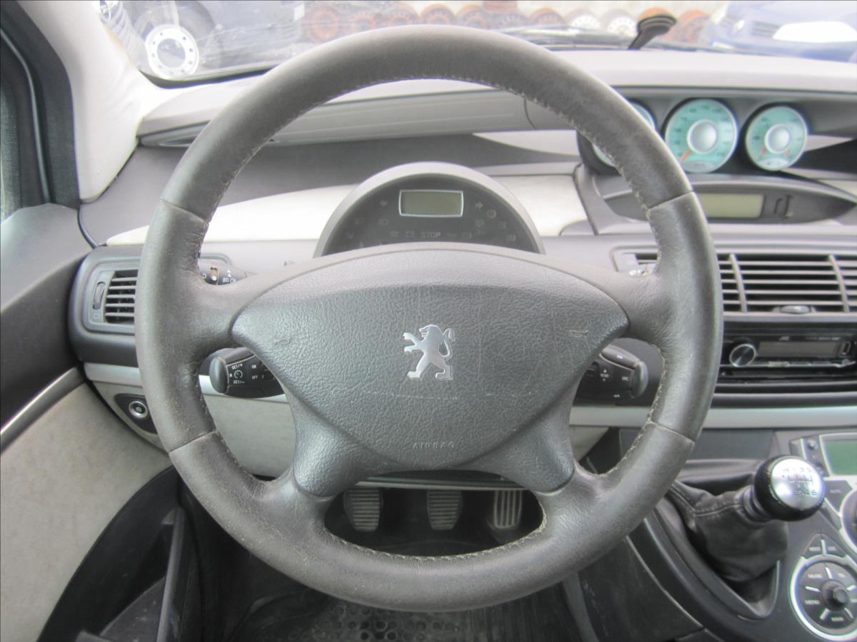 peugeot-807-2-2hdi-aut-klima - 7