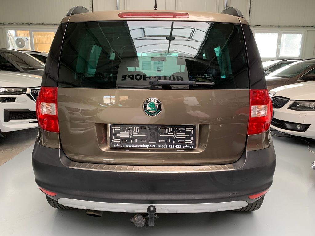 skoda-yeti-1-2-tsi-active - 4