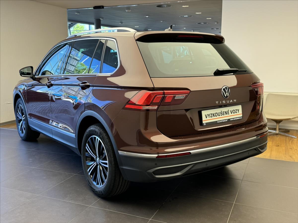 volkswagen-tiguan-2-0-tdi-110-kw-elegance-navi - 5