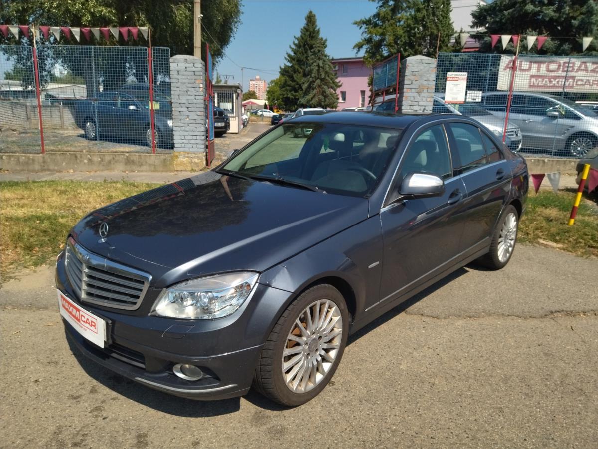 Mercedes-Benz Třídy C 2,2 220 CDI Blue Efficiency Elegance