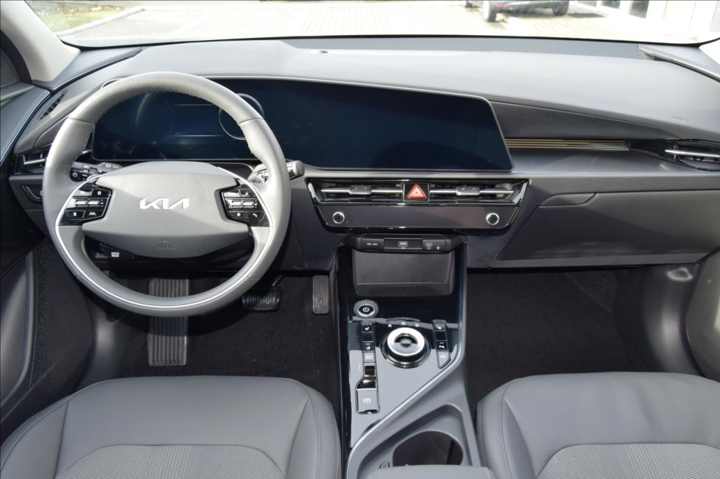 kia-niro-ev-style-150-kw-bat-64kwh - 4