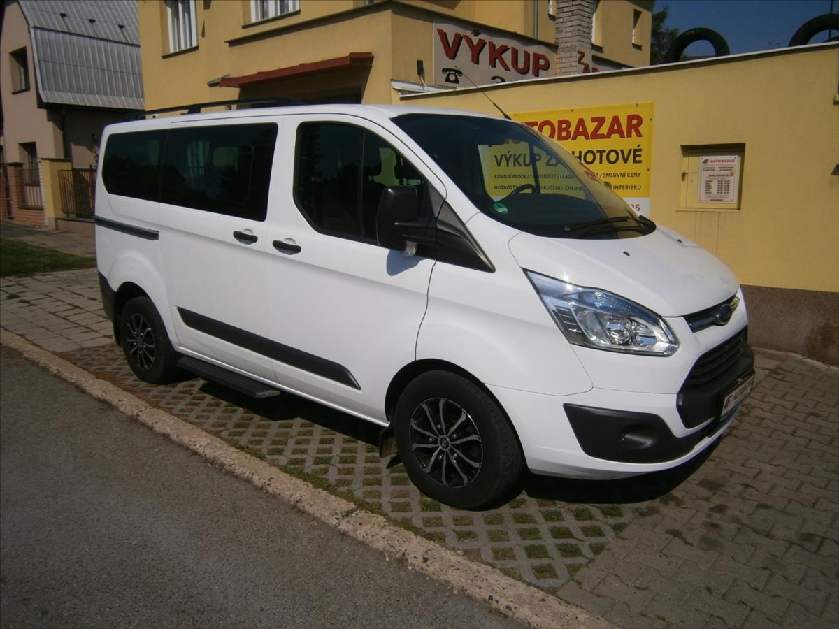 Ford Tourneo Custom 2,2 TDCi 92kW KLIMA