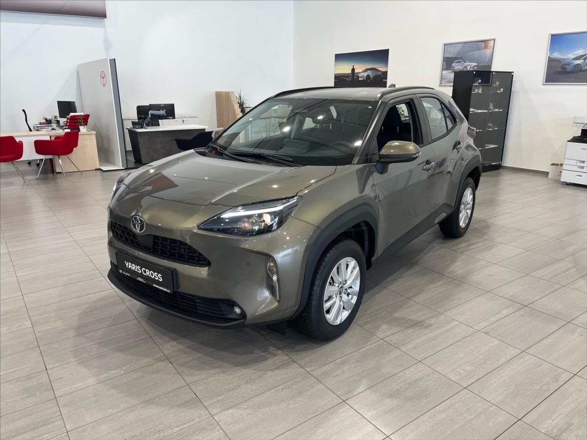 Toyota Yaris Cross 1.5 hybrid 116 koní 4x4  Comfort