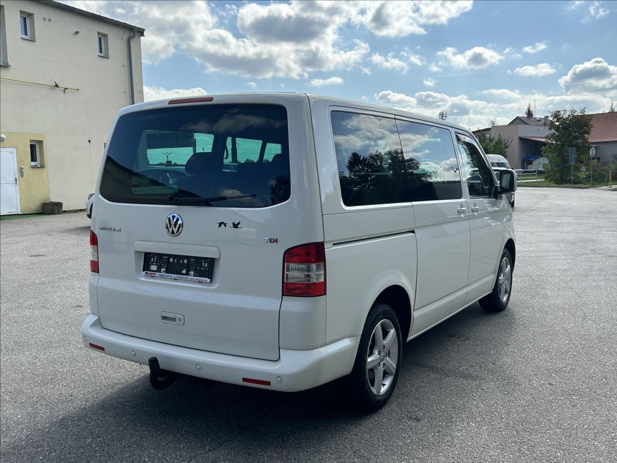 volkswagen-multivan-2-5-tdi-96kw-dsg-nez-top-klima - 1