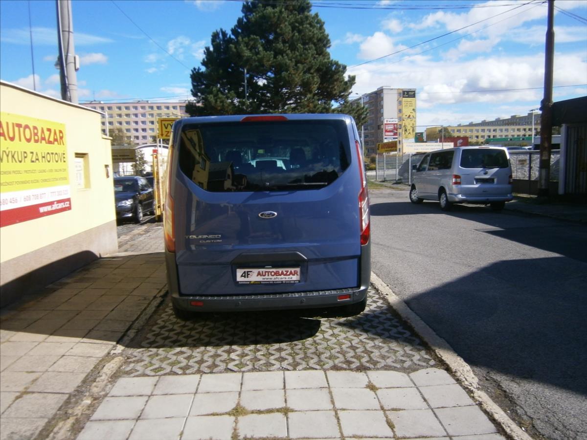 ford-tourneo-custom-2-2-tdci-titanium - 4