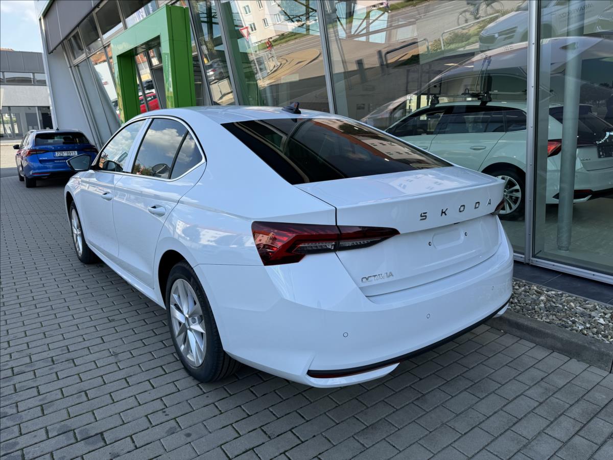 skoda-octavia-2-0-tdi-110-kw-selection - 3