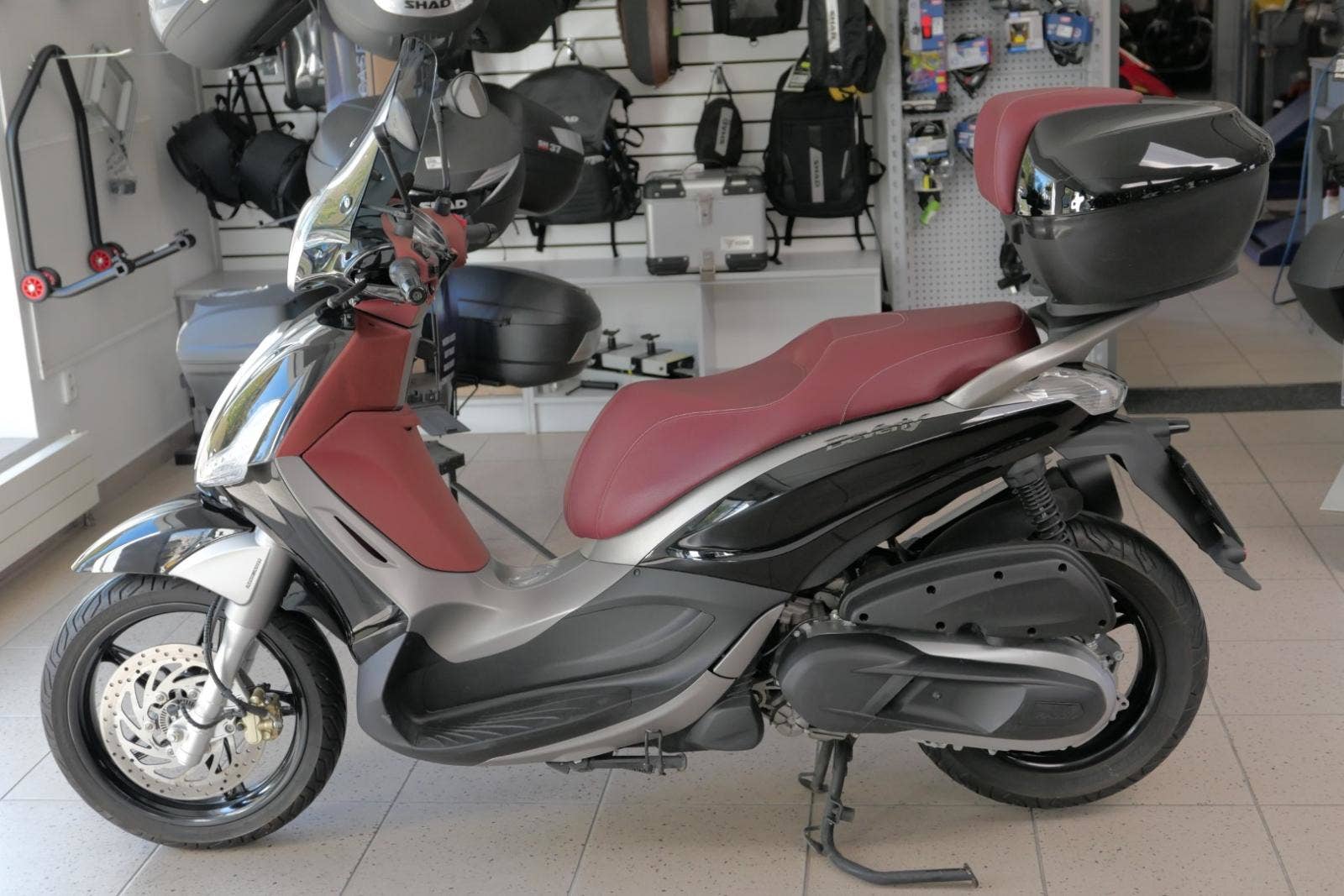 Piaggio Beverly 350 Beverly 350