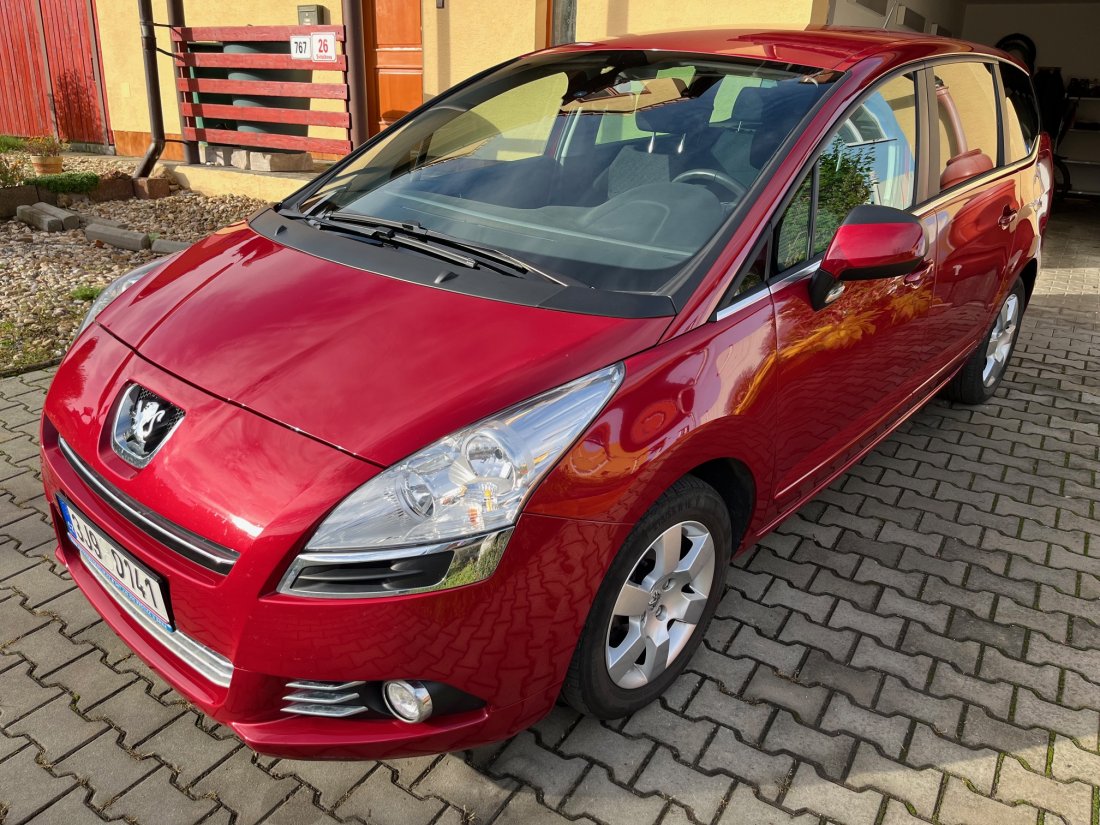 Peugeot 5008 7 sedaček,1.6HDi 80kW 6MT