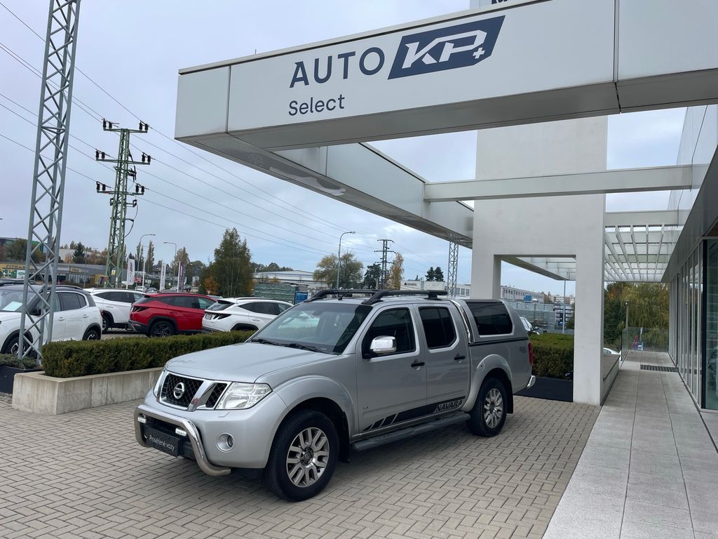 Nissan Navara 3.0D Double Cab V6 Auto