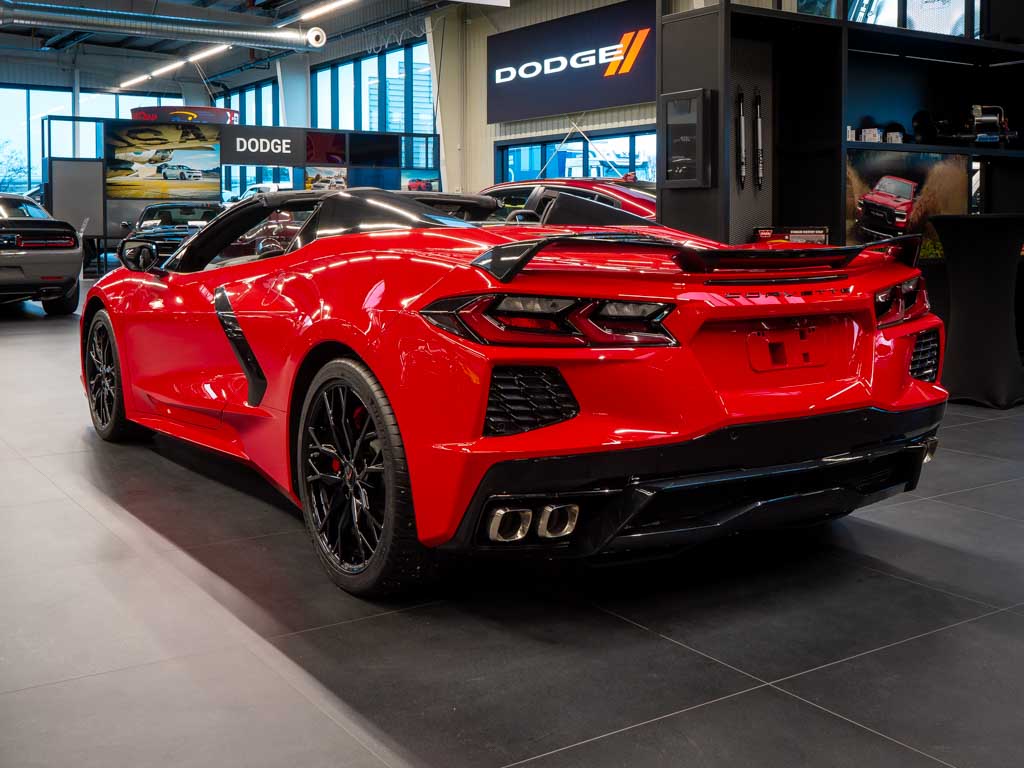 chevrolet-corvette-6-2-stingray-c8-3lt-z51-cabrio - 3