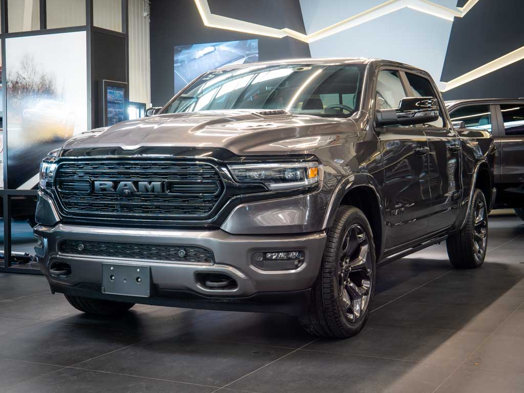 Dodge RAM 5.7 Limited Night Edition