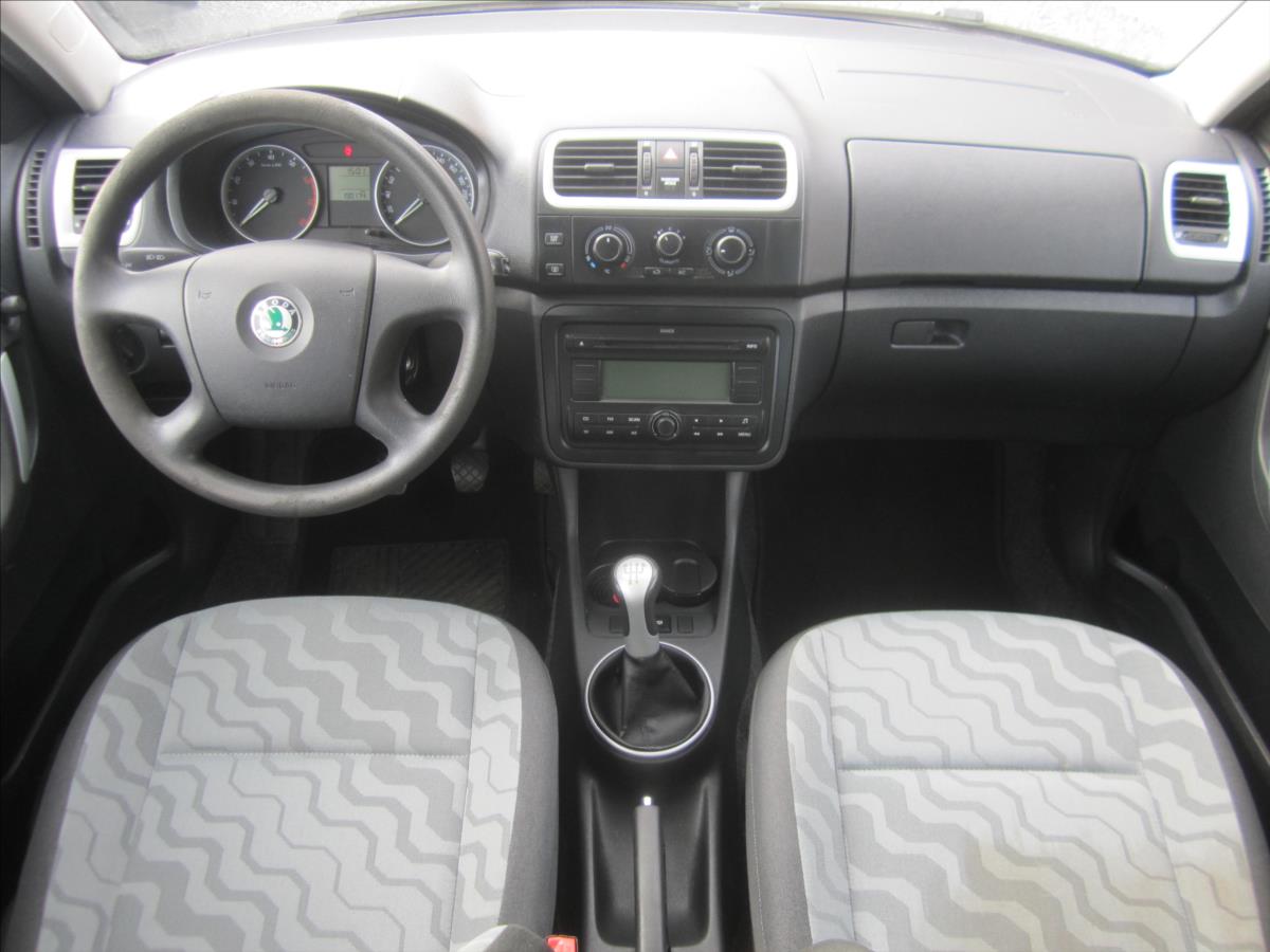 skoda-fabia-combi-1-4i-16v-ambiente-klima - 6