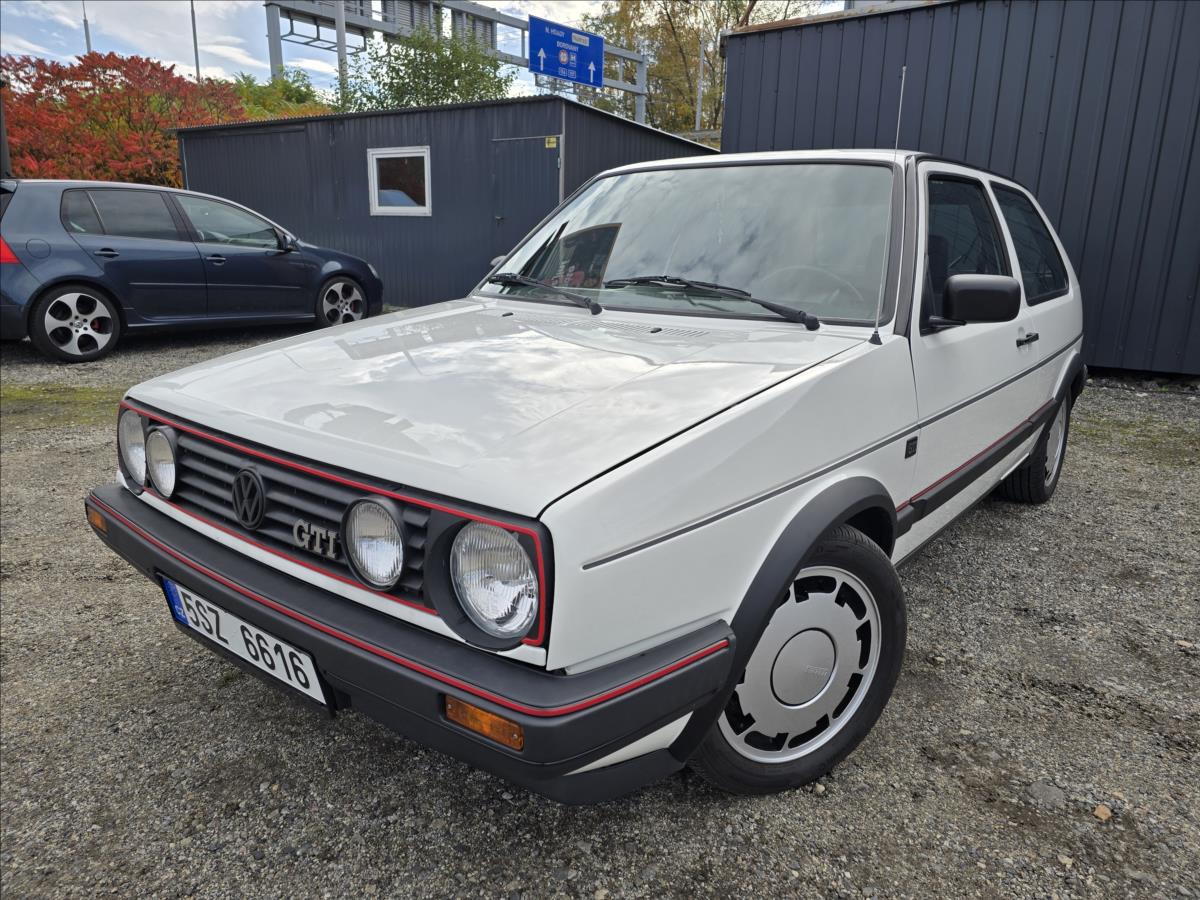 Volkswagen Golf 1,8 GTi   81Kw  TOP STAV !!!