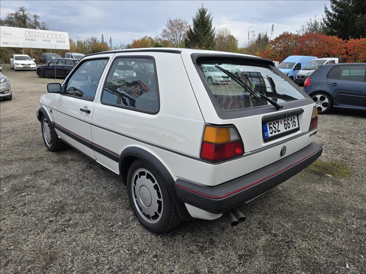 volkswagen-golf-1-8-gti-81kw-top-stav - 6
