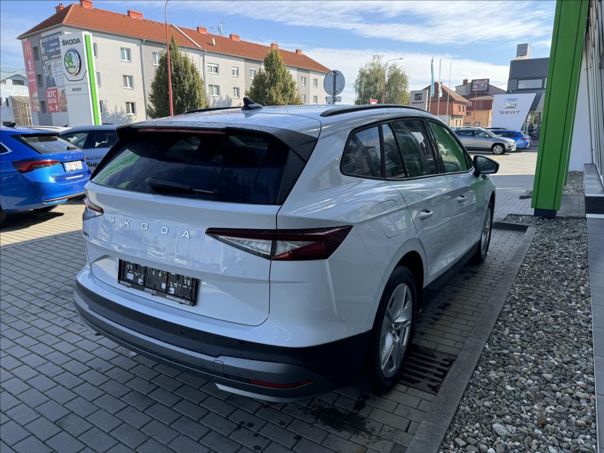 skoda-enyaq-iv-52-kwh-tour-iv-50 - 4