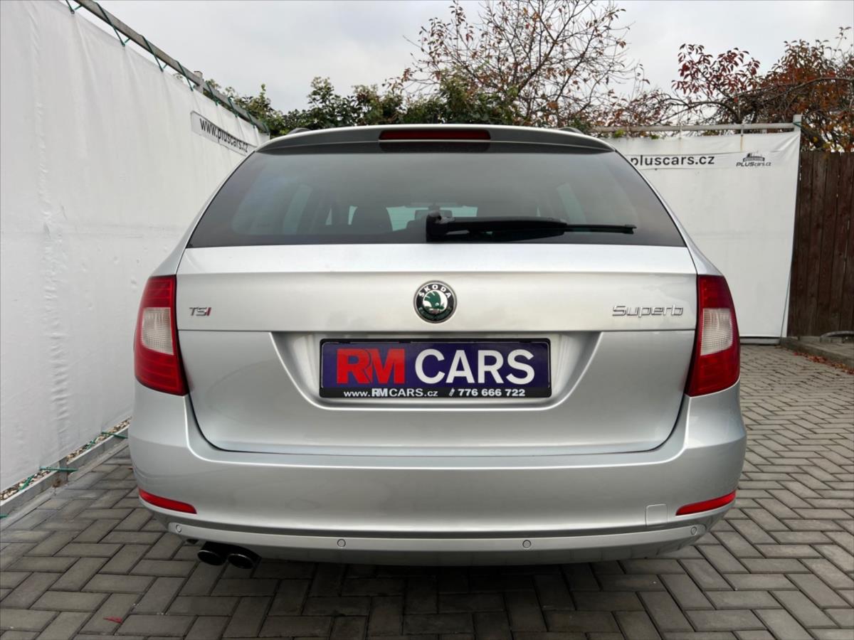 skoda-superb-1-8-tsi-118kw-combi-xenony - 4