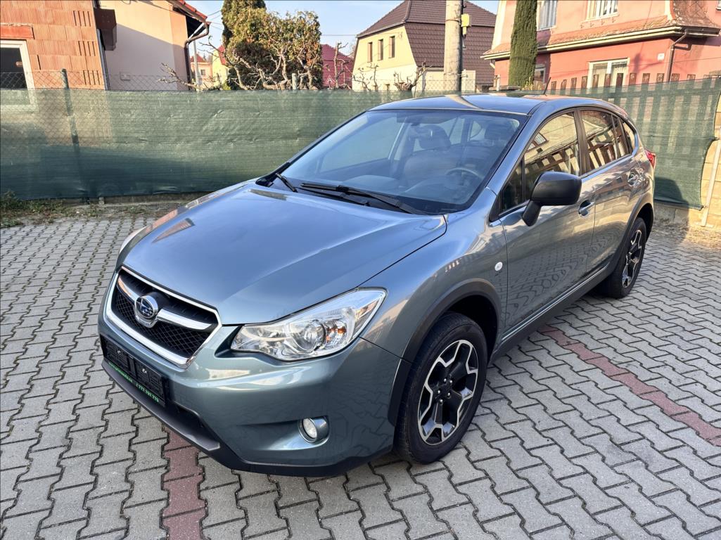 subaru-xv-2-0-i-4x4-1-majitel - 8