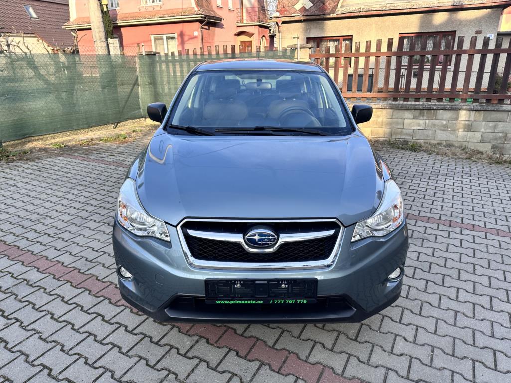 subaru-xv-2-0-i-4x4-1-majitel - 9